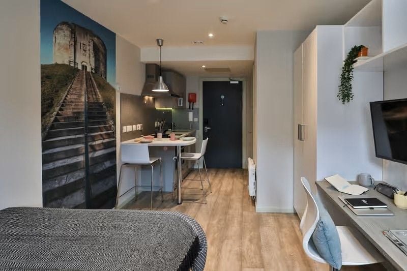 Classic Bigger Studio